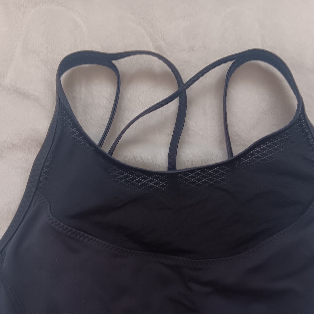 Lululemon clip in long line bra - Picture 10 of 12